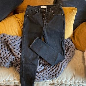 Madewell Black 10" High Rise Raw Hem Button Fly Skinny Jeans Size 27. EUC